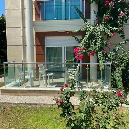 Anatolia Park Side Apartment