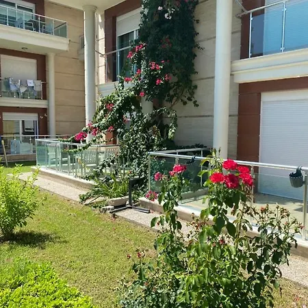 Anatolia Park Side Apartment